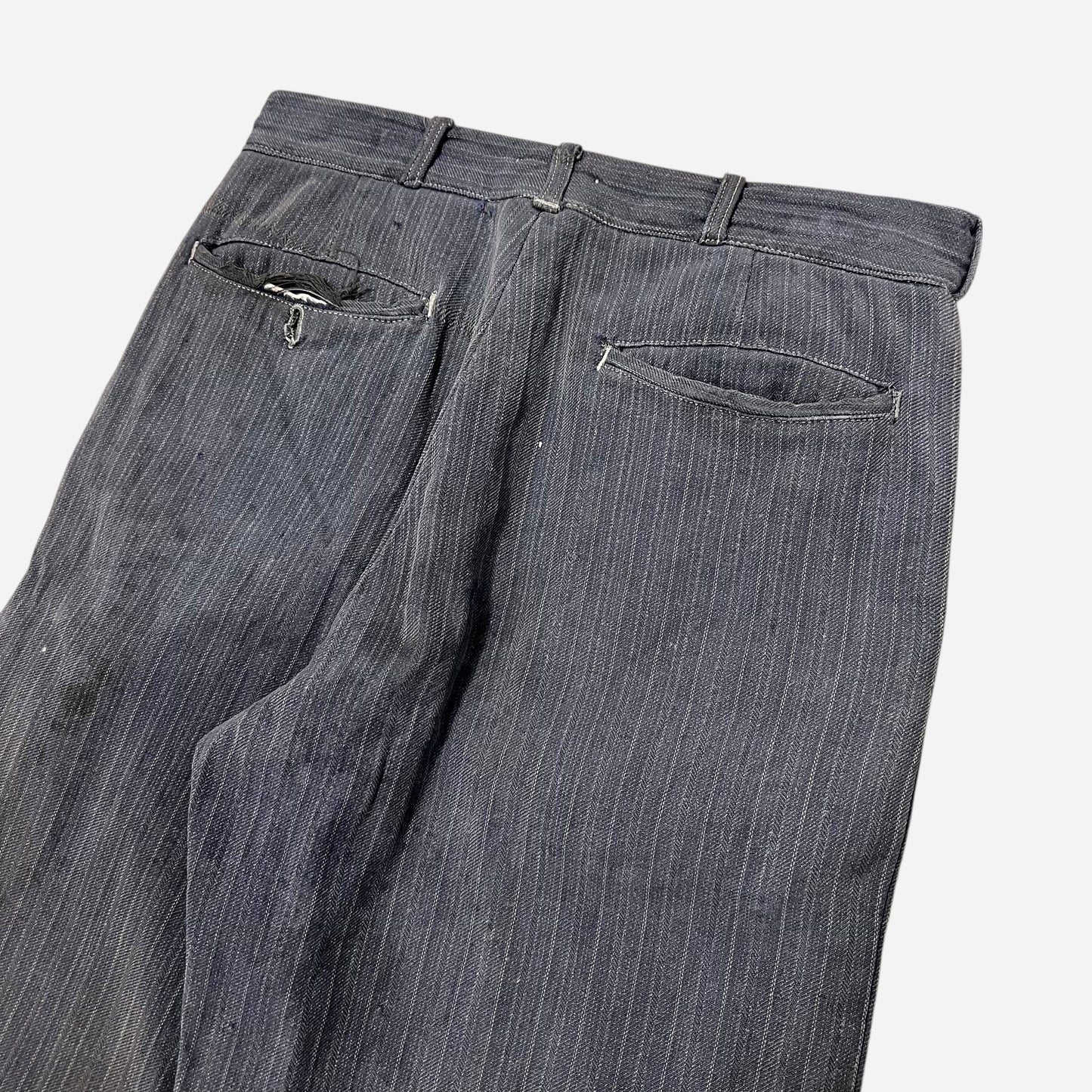 1940s Dark blue heavy cotton striped button fly work pants (28w)