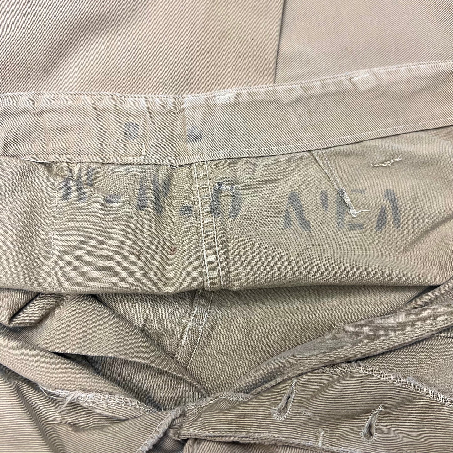 1940s WWII US Army stenciled khaki chino pants (30w)