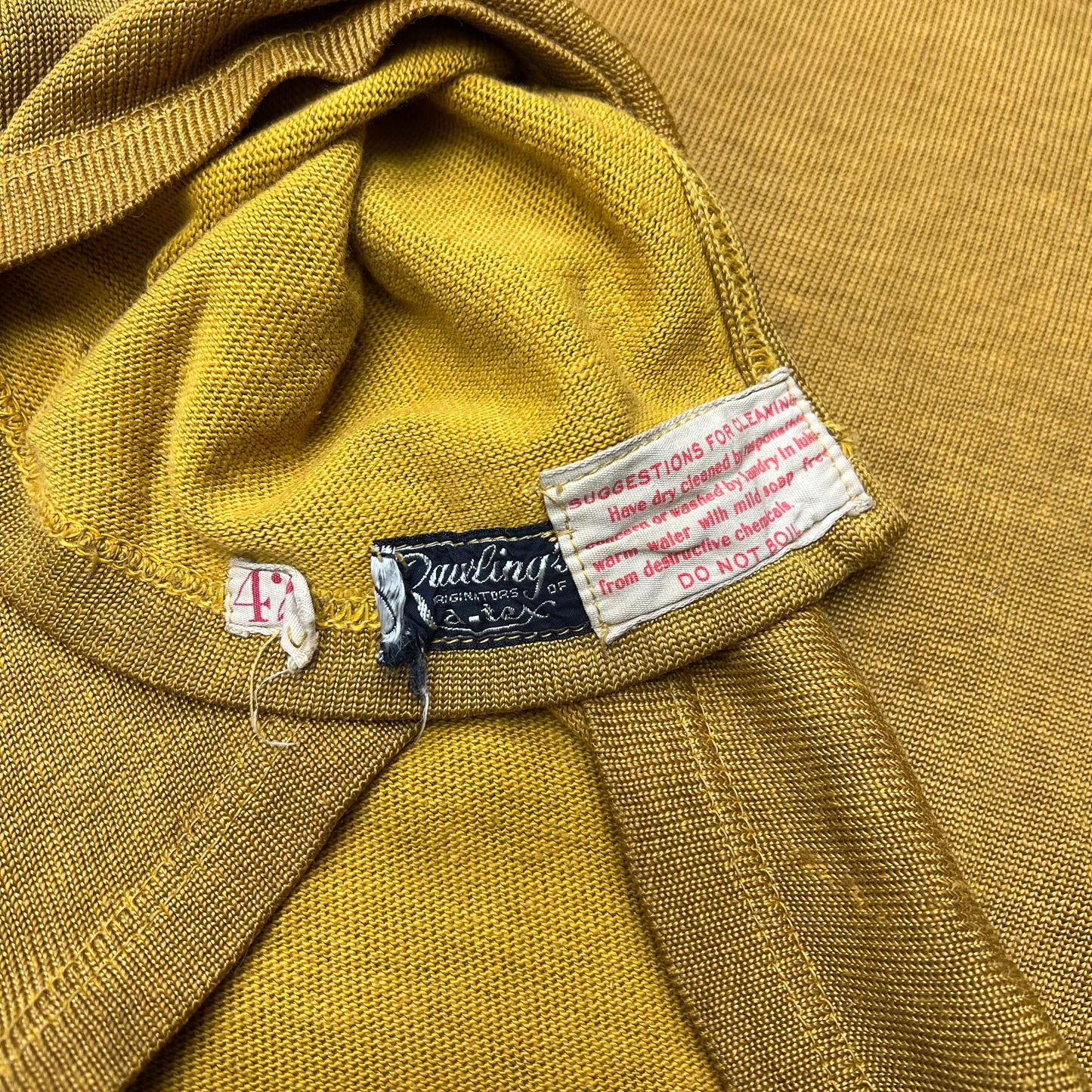 1940s-1950s Rawling’s yellow rayon jersey (M)