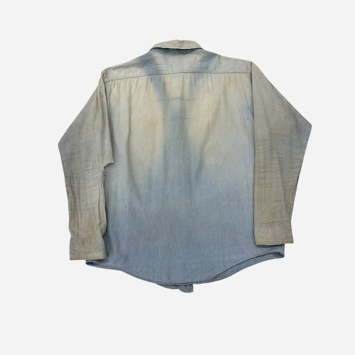 1960s Dee Cee sun faded farmer worn chambray work shirt (M)