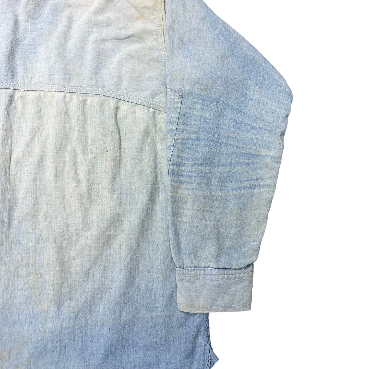 1920s Unknown brand sun faded chinstrap chambray work shirt (L)