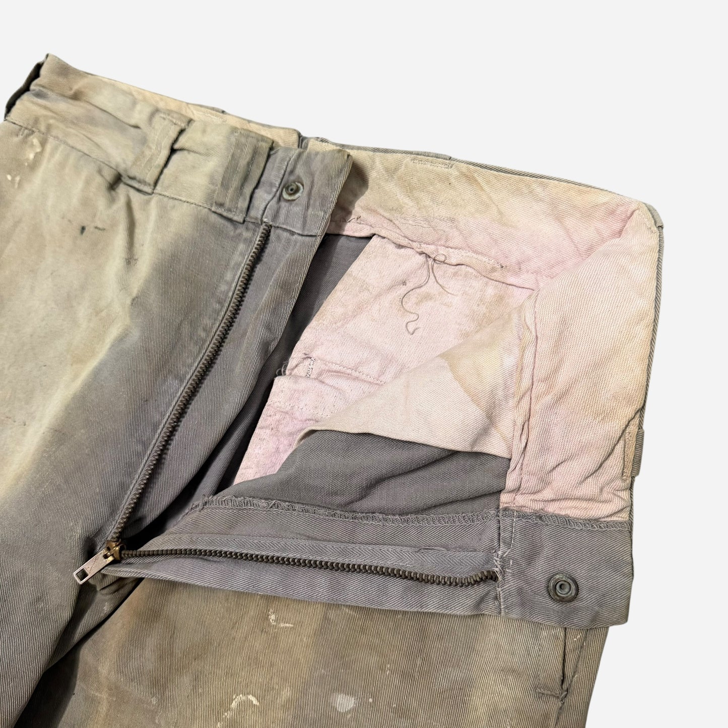 1950s Montgomery Ward Pioneer Dualls gray paint splattered chinos (29w)