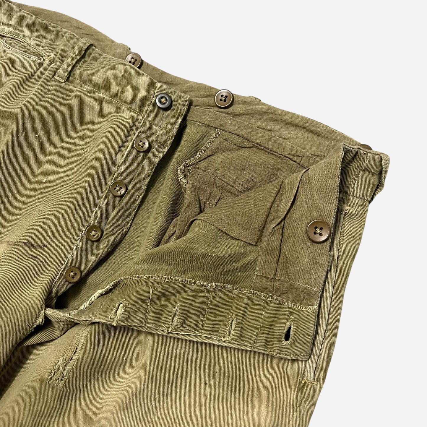 1930s Olive green light cotton match strike button fly pants (33w)