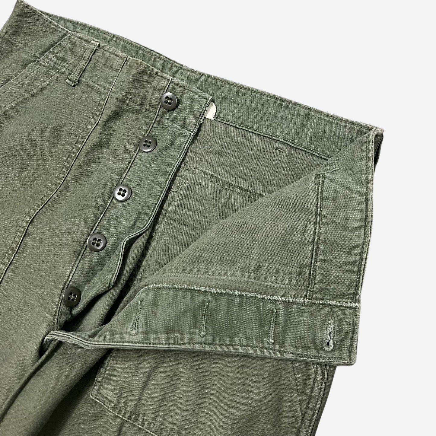 1960s Green OG 107 fatigue pocket button fly pants (32w)
