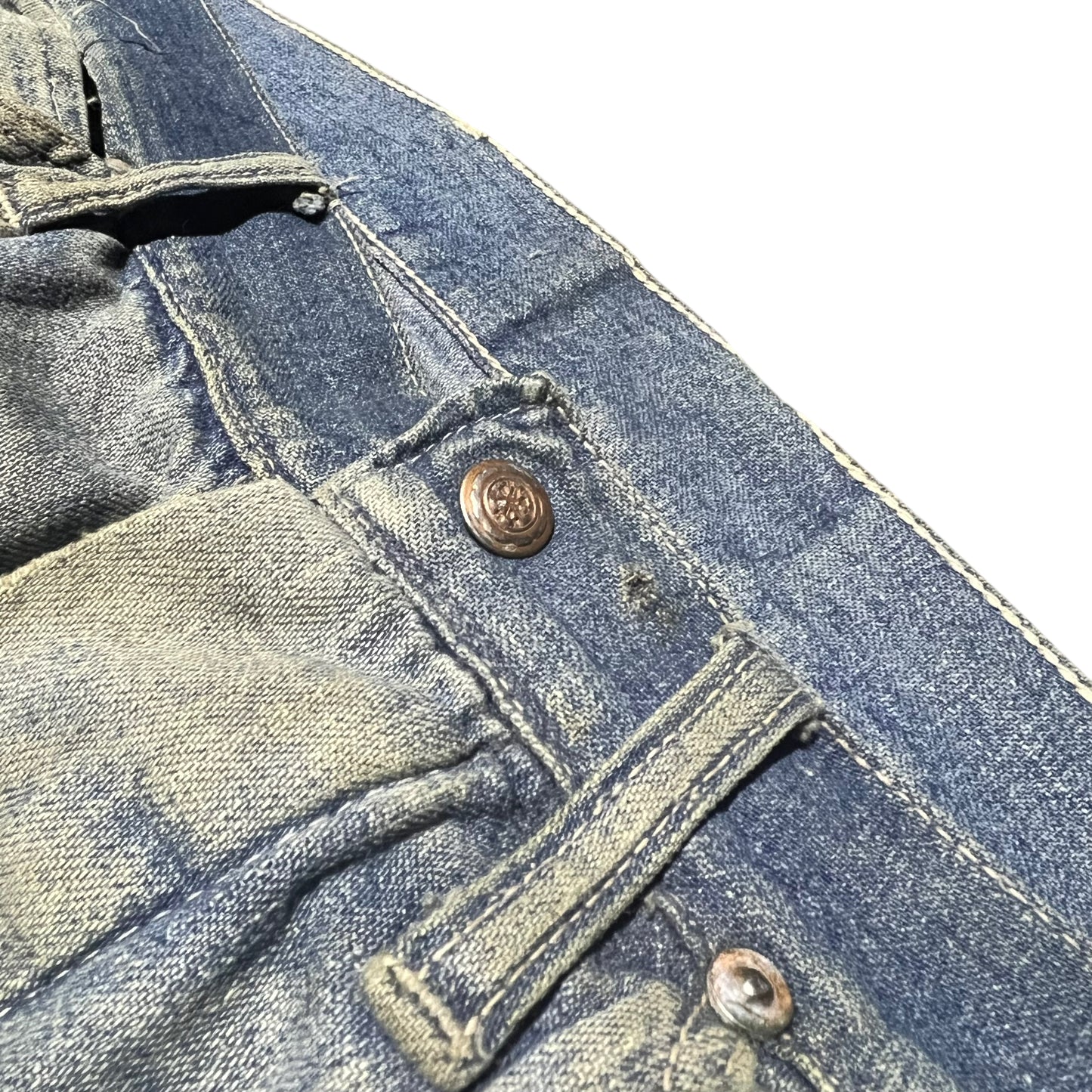 1930s Buckle back unbranded donut button denim jeans (29w)