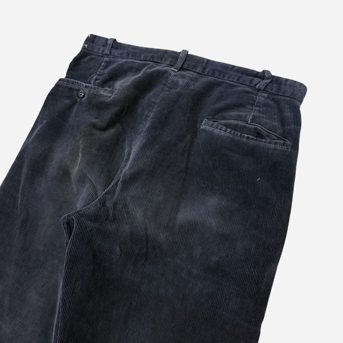 1940s Black button fly corduroy pants (31w)