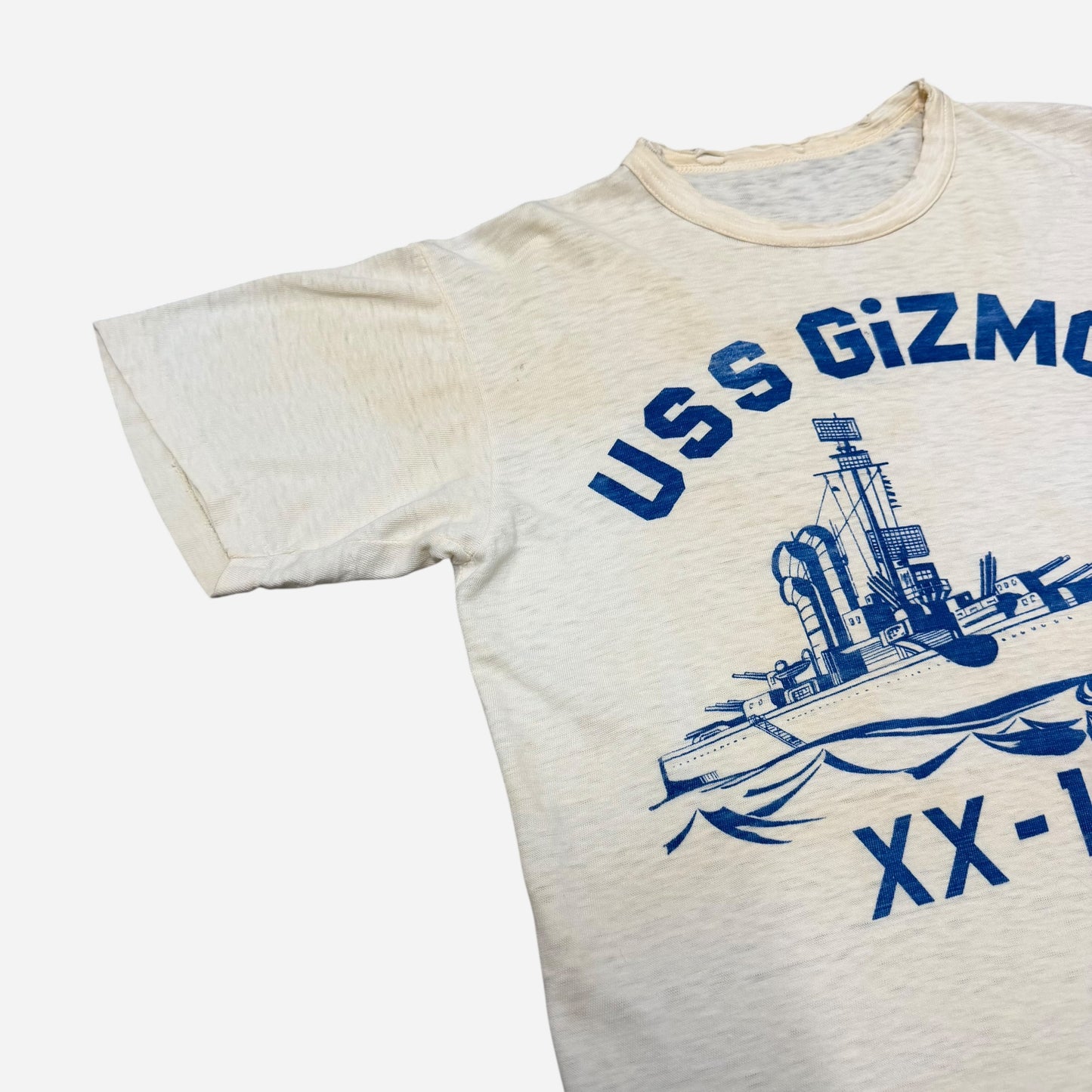 1940s USN ship graphic t shirt (M)