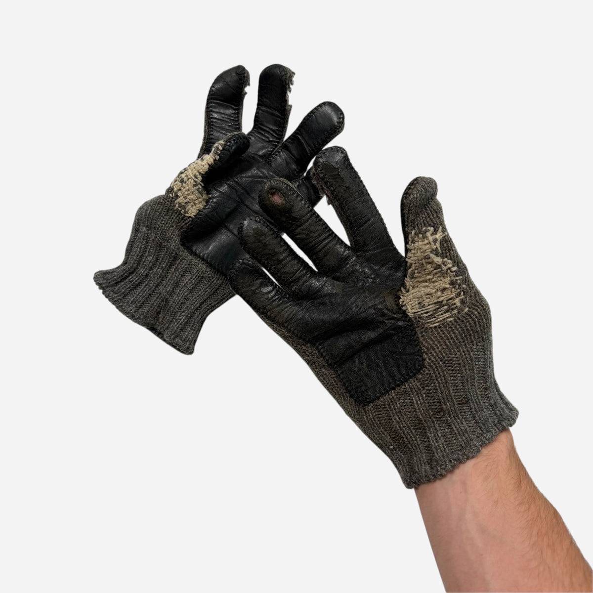 1940s Repaired wool & leather trim gloves (M)