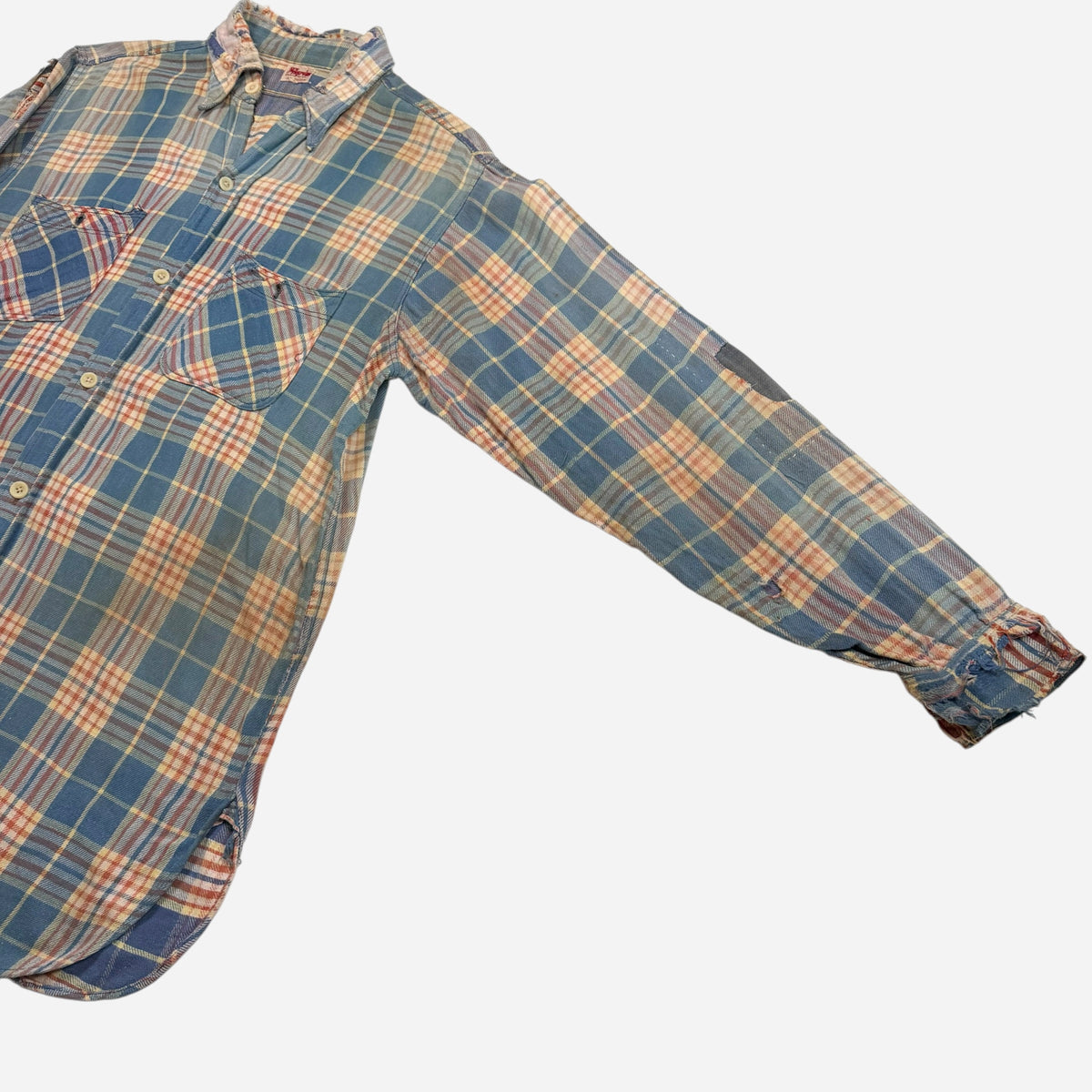 1940s Pilgrim distressed & repaired cotton flannel (L)