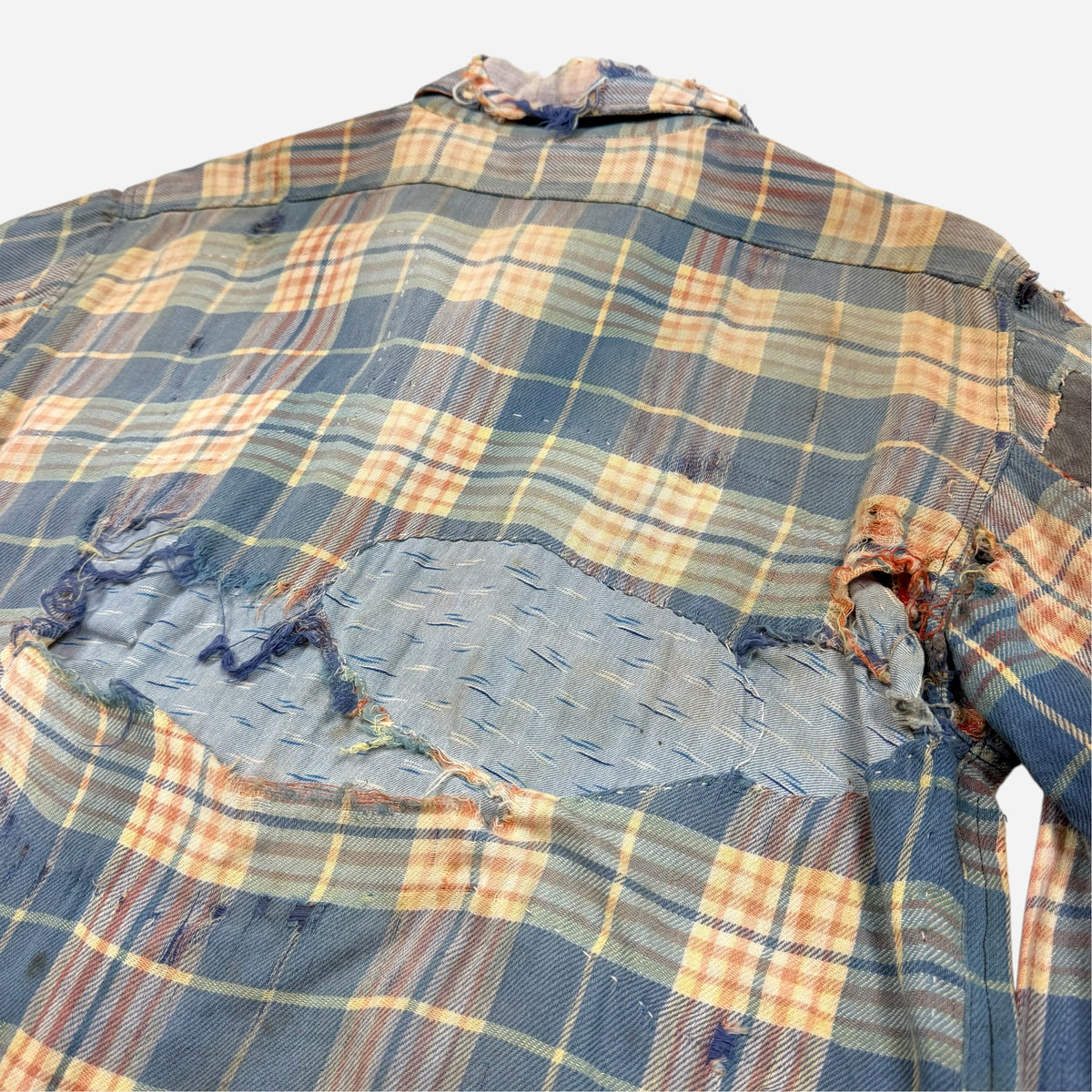1940s Pilgrim distressed & repaired cotton flannel (L)