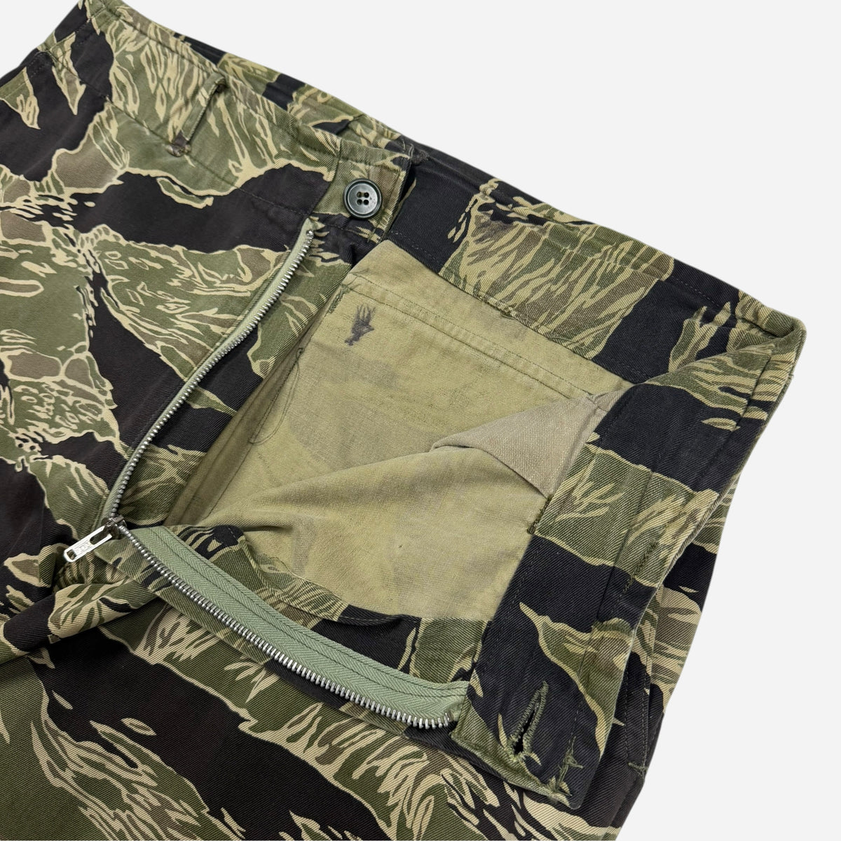 1960s Vietnam War tiger stripe camouflage pants (35w)