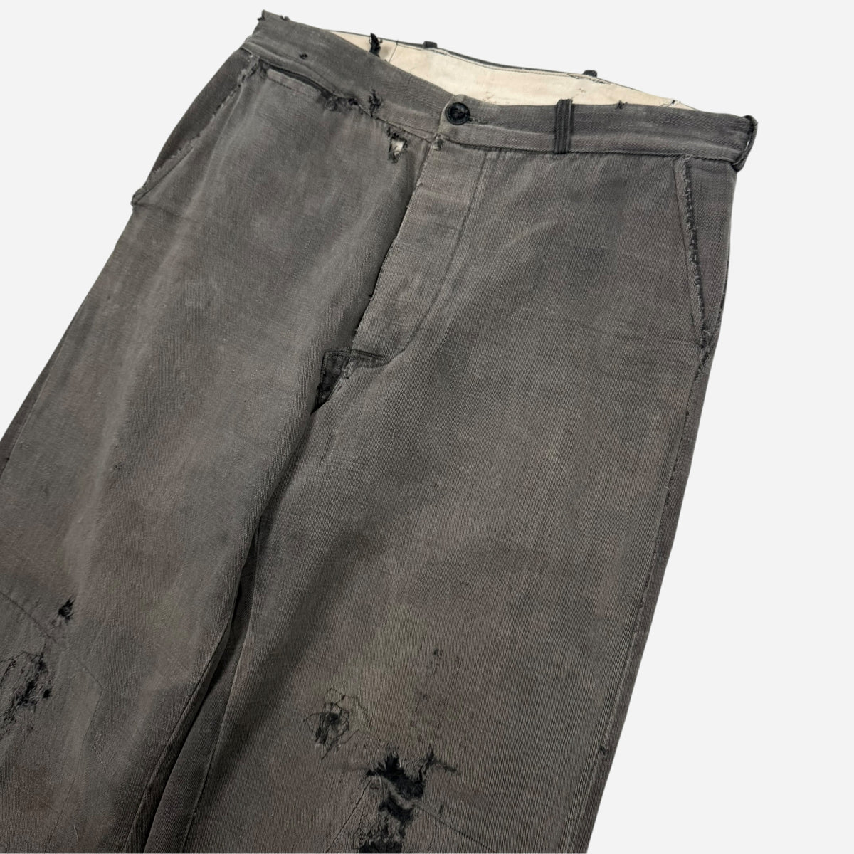 1940s Canadian black sun faded button fly denim jeans (31w)