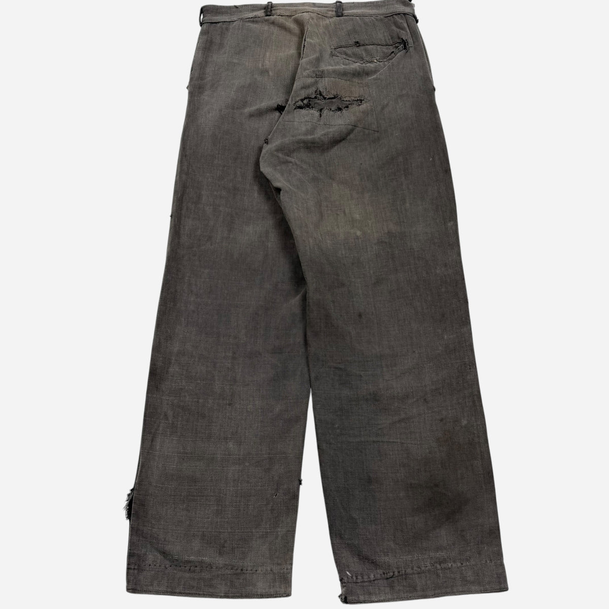 1940s Canadian black sun faded button fly denim jeans (31w)