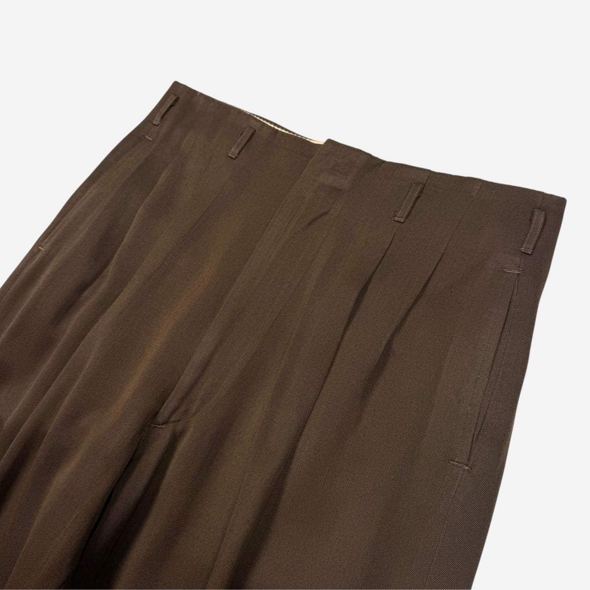 1950s Brown rayon gabardine pleated pants (31w)