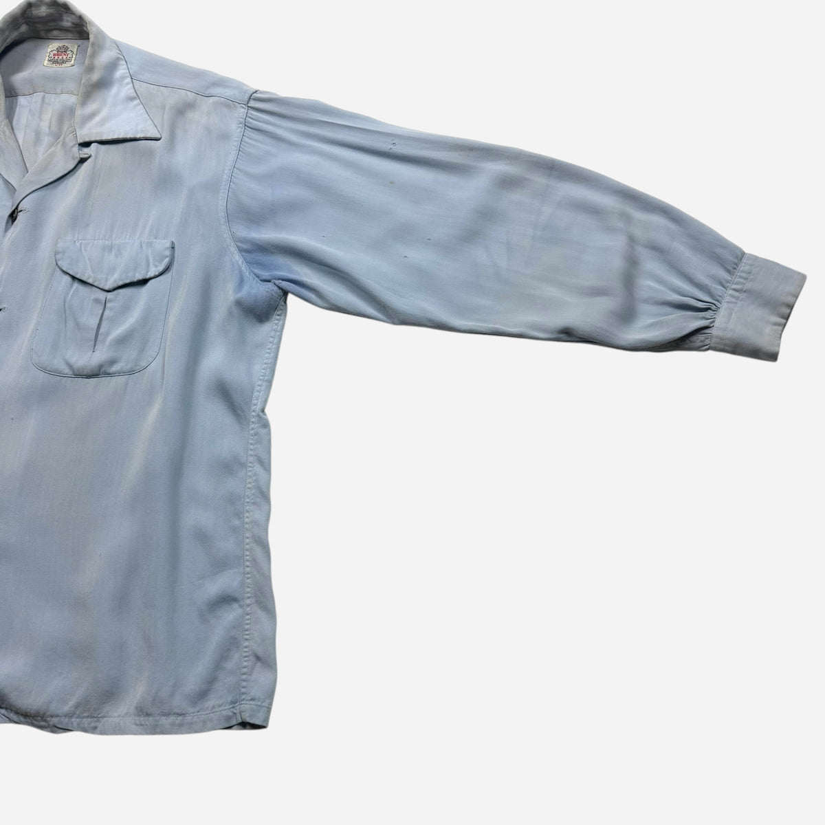 1950s Light blue rayon loop collar shirt (L)
