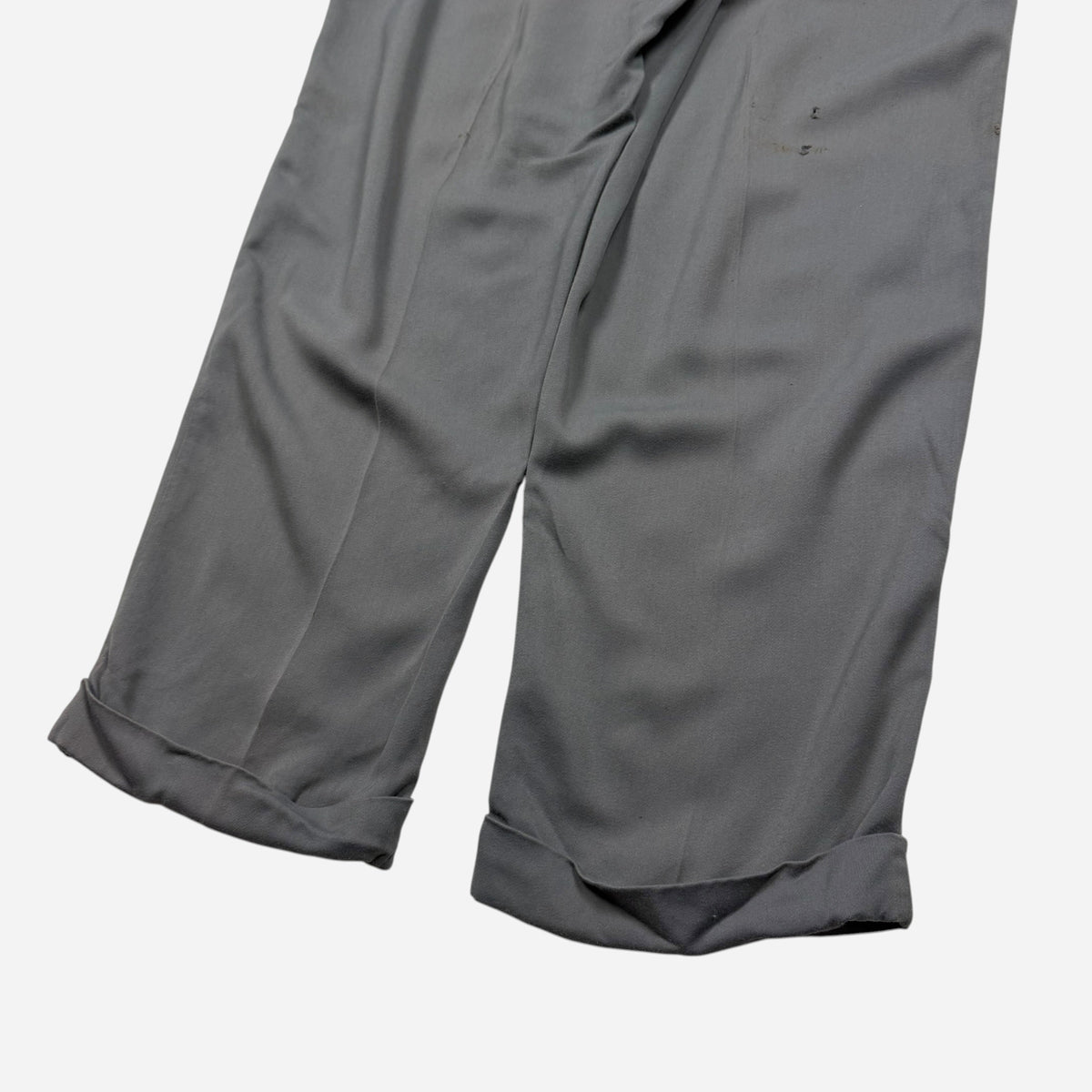 1950s Gray pleated rayon pants (34w)